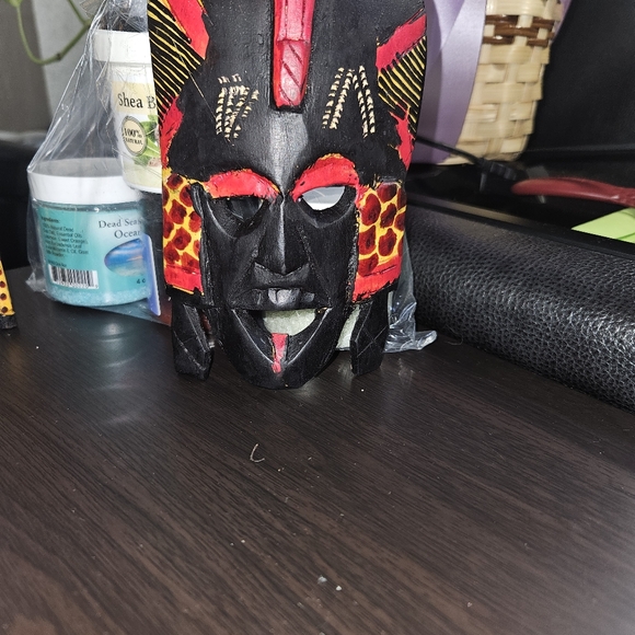 Various Cultural pieces for Sale - Picture 14 of 16